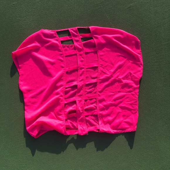 Top - Picture 3 of 3